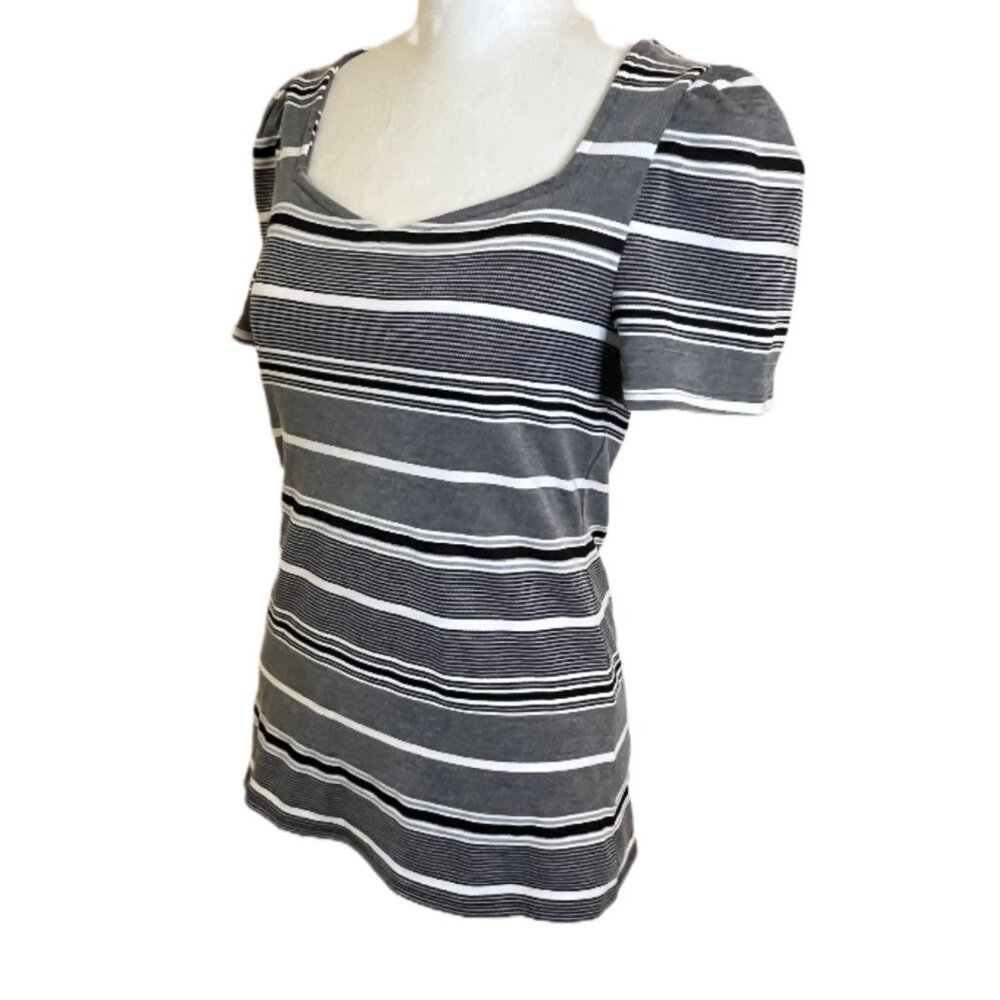 Express Black & White Short Sleeve Striped Tee Shirt Size Medium - Picture 3 of 7